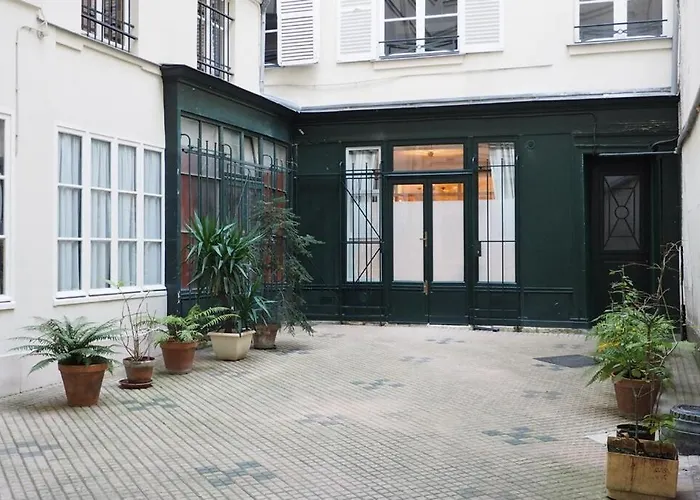 Apartment Palais Royal Paris